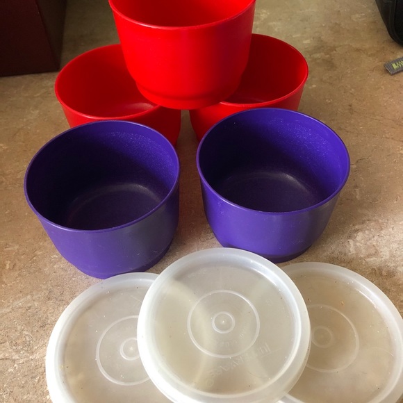 Tupperware snack cups